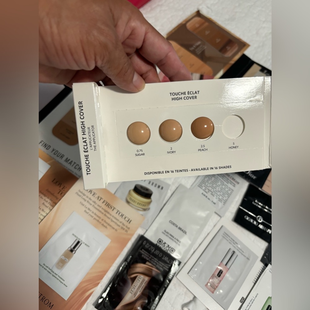 Makeup samples - Picture 5 of 5